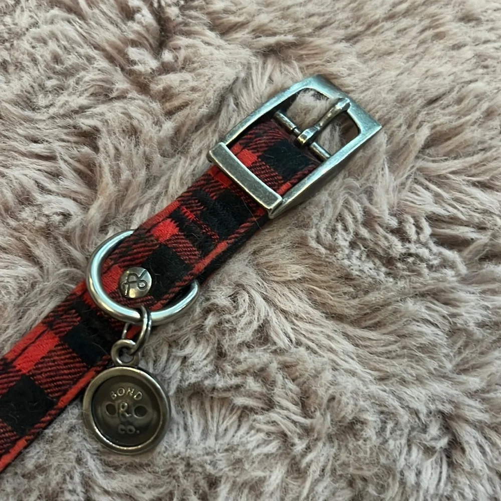 Bond & Co. red & black buffalo plaid flannel style dog pet collar .75” thick​